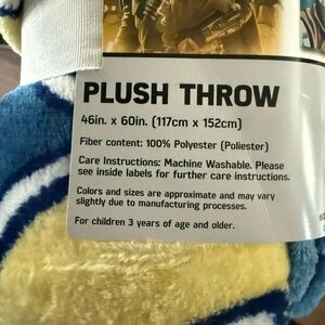 Star Wars Plush Throw - Blue, Yellow, White
